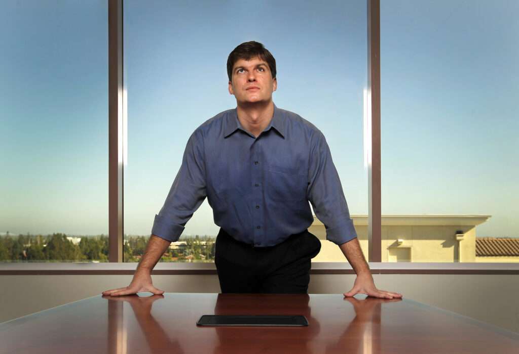 Michael Burry's Surprising Exit: Analyzing the Closure of a $1.6 Billion Short Position