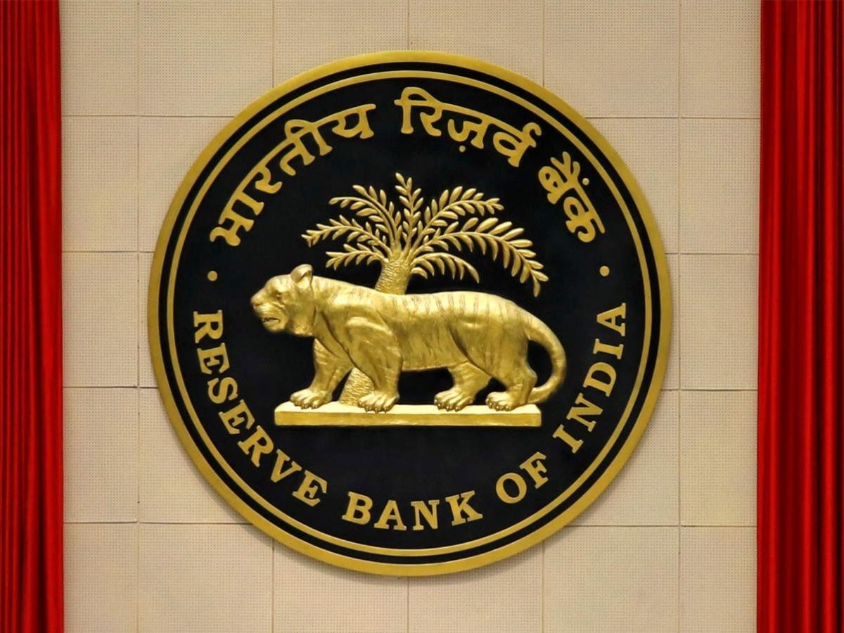 RBI’s Recent Amendments to Credit and Debit Card Regulations: Enhancing Security, Transparency, and Consumer Protection