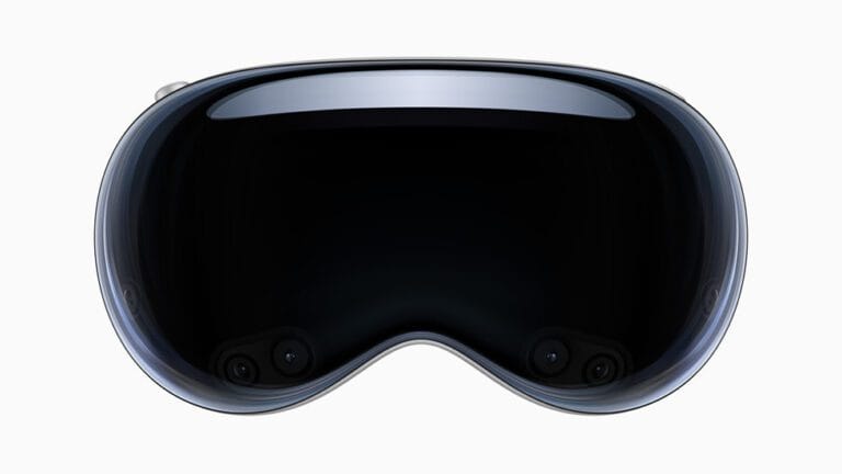IDC Projections: Apple's Vision Pro Sales to Remain Below 100,000 Units Quarterly in 2024