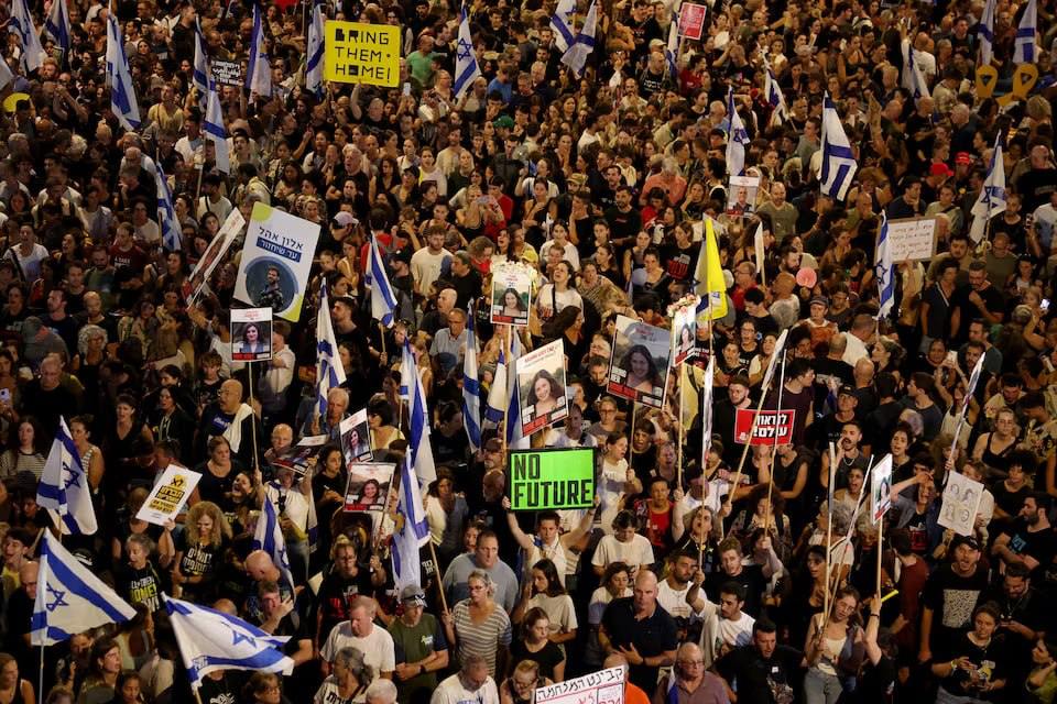 Protesters Demand Immediate Hostage Deal as Israeli Labor Union Strike Disrupts Municipal Services