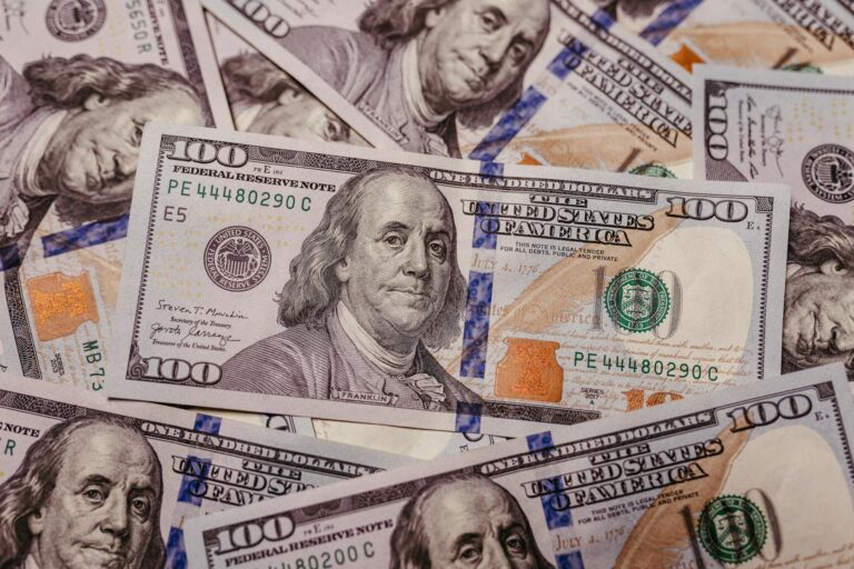 India’s Foreign Exchange Reserves Jump by $12.588 Billion to Reach $704.885 Billion, Marking First Time Over $700 Billion India’s Foreign Exchange Reserves Jump by $12.588 Billion to Reach $704.885 Billion, Marking First Time Over $700 Billion