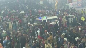 Stampede at Mahakumbh Mela in Prayagraj: 15 Dead, Several Injured Stampede at Mahakumbh Mela in Prayagraj: 15 Dead, Several Injured