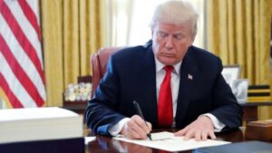 Donald Trump Considers 10% Tariff on China Over Fentanyl Concerns