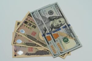 us dollars and japanese yen currency exchange