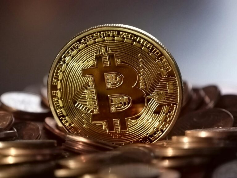 Bitcoin Slips Below $100,000 Amid Donald Trump Policy Reactions and Market Volatility