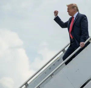Trump Open to Visiting China to Meet Xi Jinping, Focuses on US Ties with Arab Nations