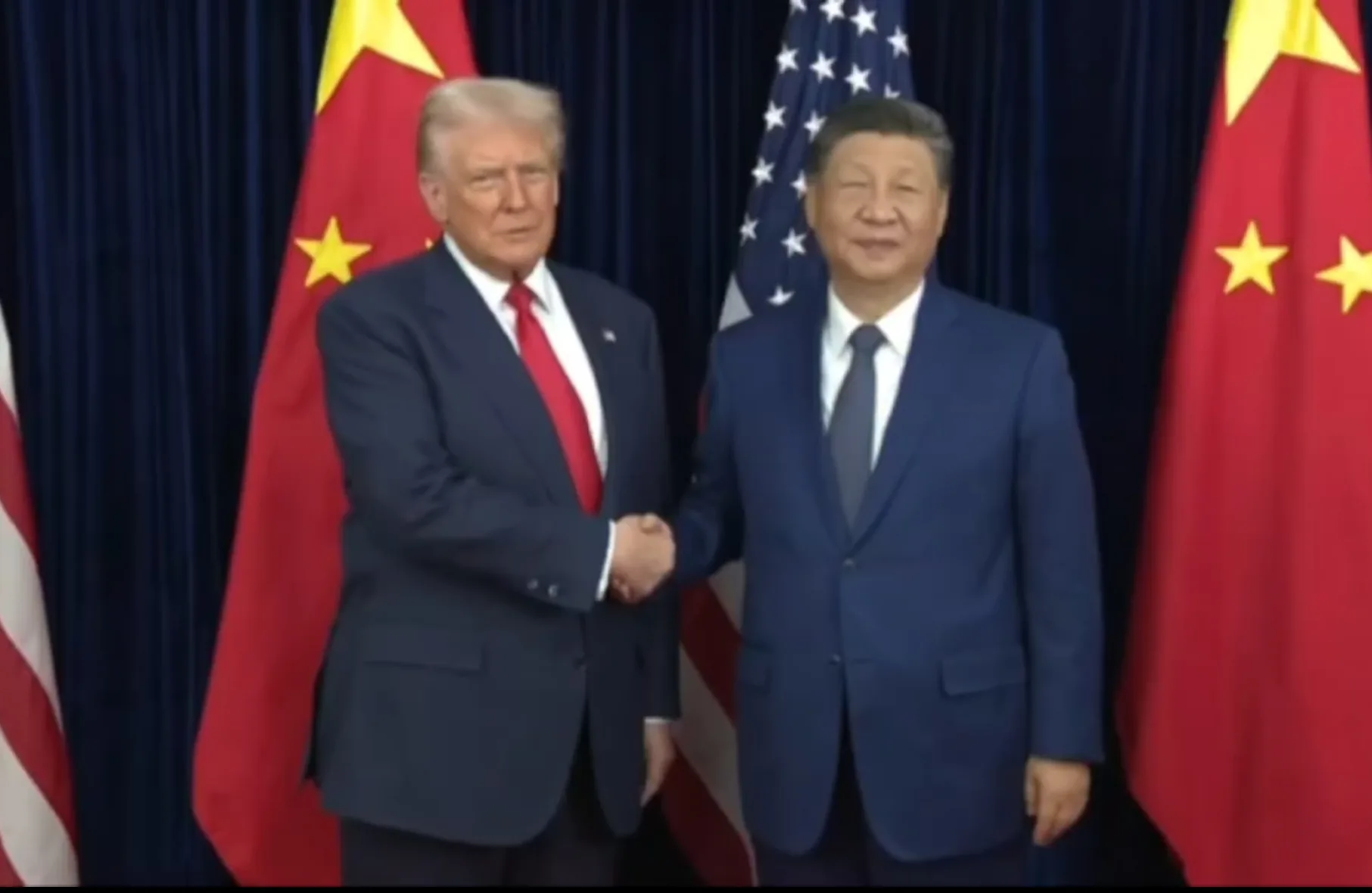 President Donald Trump Announces “Historic” Trade Agreements With China 1 Your Pulse on Stocks, Finance, Markets & the Global Economy President Donald Trump met Xi Jinping in Busan, calling it a “historic” meeting. China to buy U.S. soybeans, sorghum, and oil; rare earth supply restored. Both nations to cooperate on fentanyl crisis; Trump says “the best is yet to come.” #DonaldTrump #China #TrumpTariffs Read 👇🏻 President Donald Trump met Xi Jinping in Busan, calling it a “historic” meeting