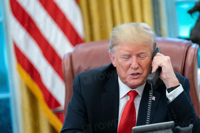 Trump Highlights India Trade Deal, $22 Trillion in U.S. Investments, and Xi’s Visit President Trump Speaks with the Bahamian