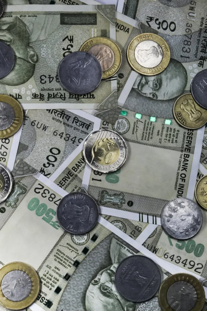 indian coins and banknotes