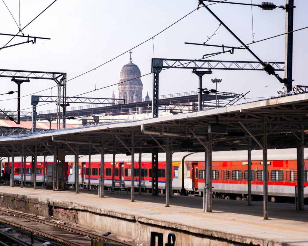 train station in mumbai with heritage architecture