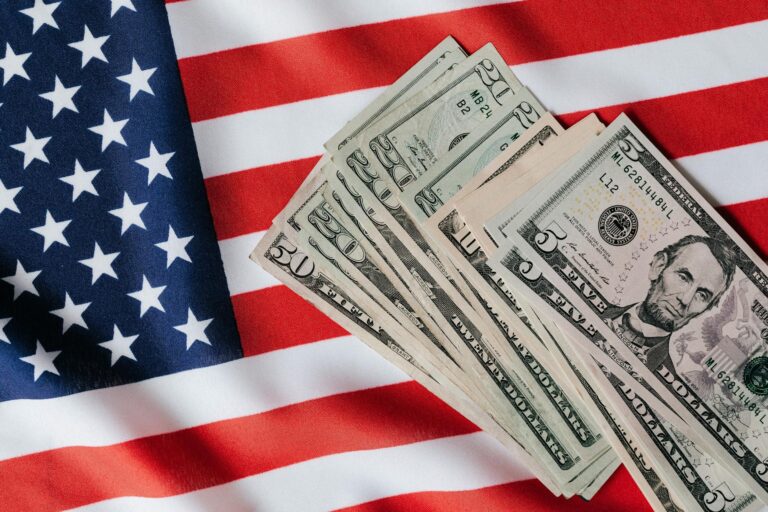 US GDP Slows to 1.6% as Inflation Jumps to 4.5% in Q1 2026