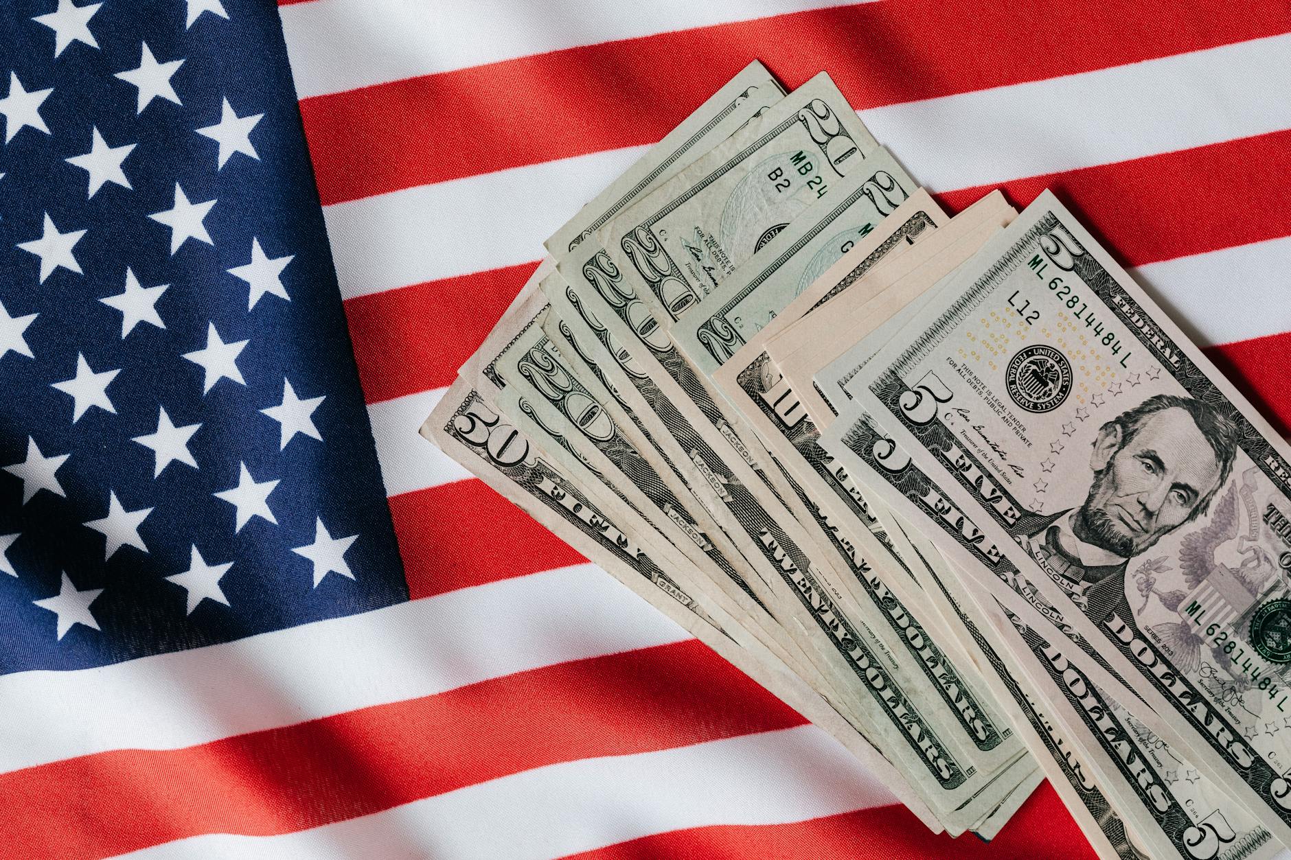 US GDP Slows to 1.6% as Inflation Jumps to 4.5% in Q1 2026