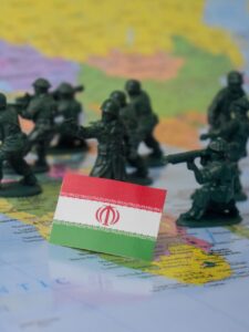 US-Iran Conflict Escalates as Fresh Strikes Trigger Oil Price Surge