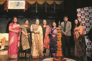 26528 EDUREFORM International Conference F3vWei BigBreakingWire