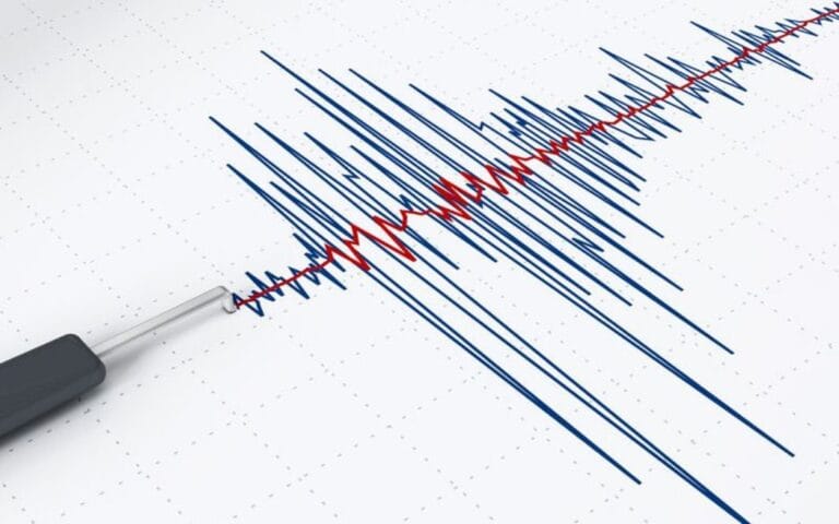 Dual Earthquakes Strike Central China: 6.2-Magnitude Near Linxia and 6.1-Magnitude on Gansu-Qinghai Border Dual Earthquakes Strike Central China: 6.2-Magnitude Near Linxia and 6.1-Magnitude on Gansu-Qinghai Border